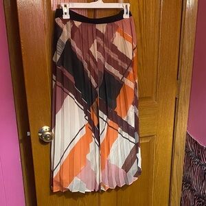 DR2 Women's A-Line Skirt - Multicolor Pleated Design
